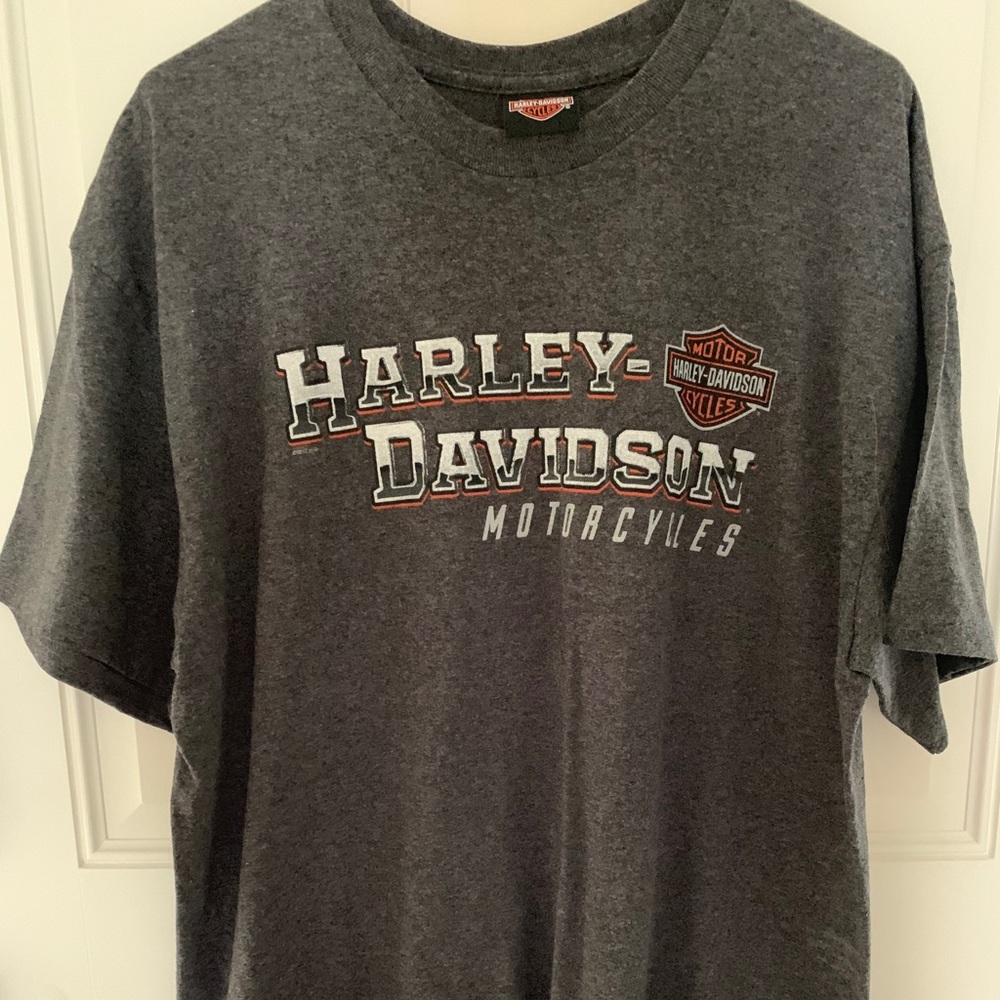 XXL like new Harley Dealer shirt